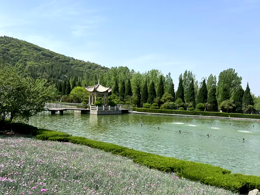 双峰山陵园