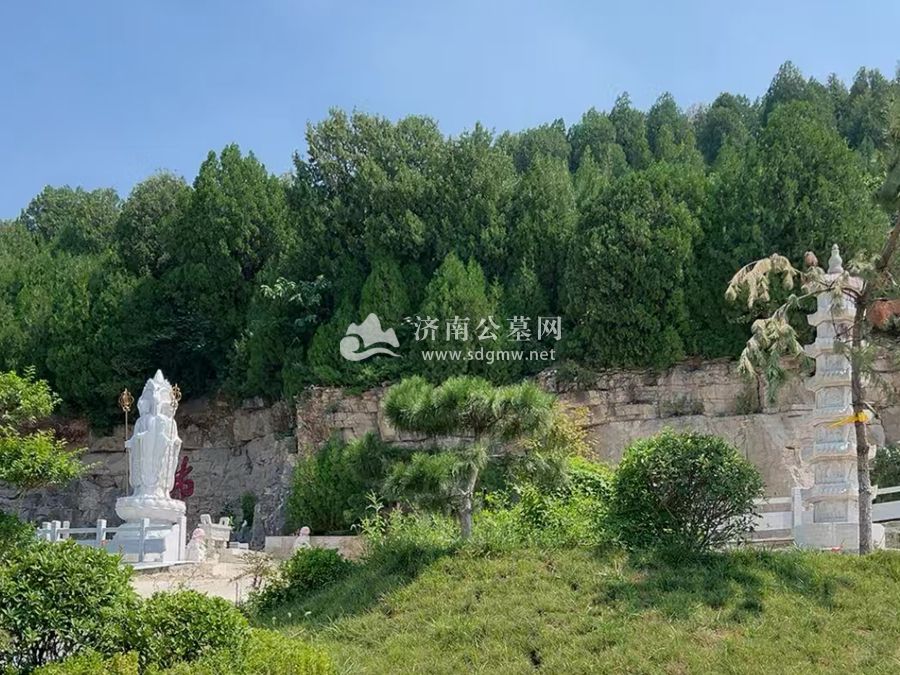 青龙山人文纪念园