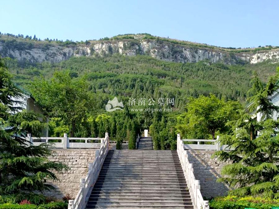 九顶山陵园