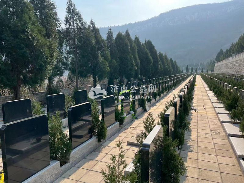 九顶山陵园