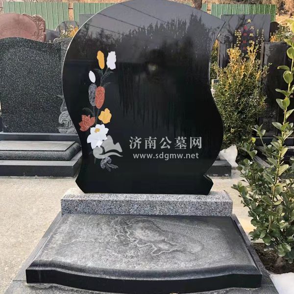 宝兴山公墓墓型